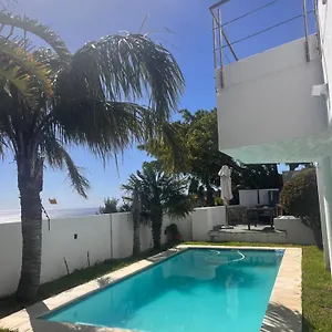 Cozy Camps Bay House With Mountain And Sea View , Kapstadt Südafrika